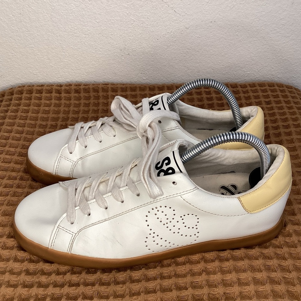 Sam &‎ Libby Brite Addie Womens Size 9 White Sneakers Gum Soles
